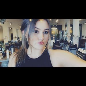 Meet your Posher, Melissa